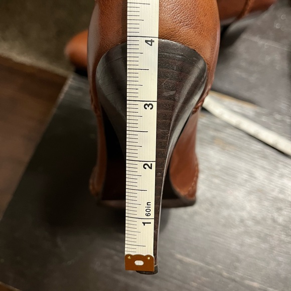 Frye Vicki - Brown Leather Ankle Bootie Stacked Heel Buckle - Size 11 - Picture 7 of 7